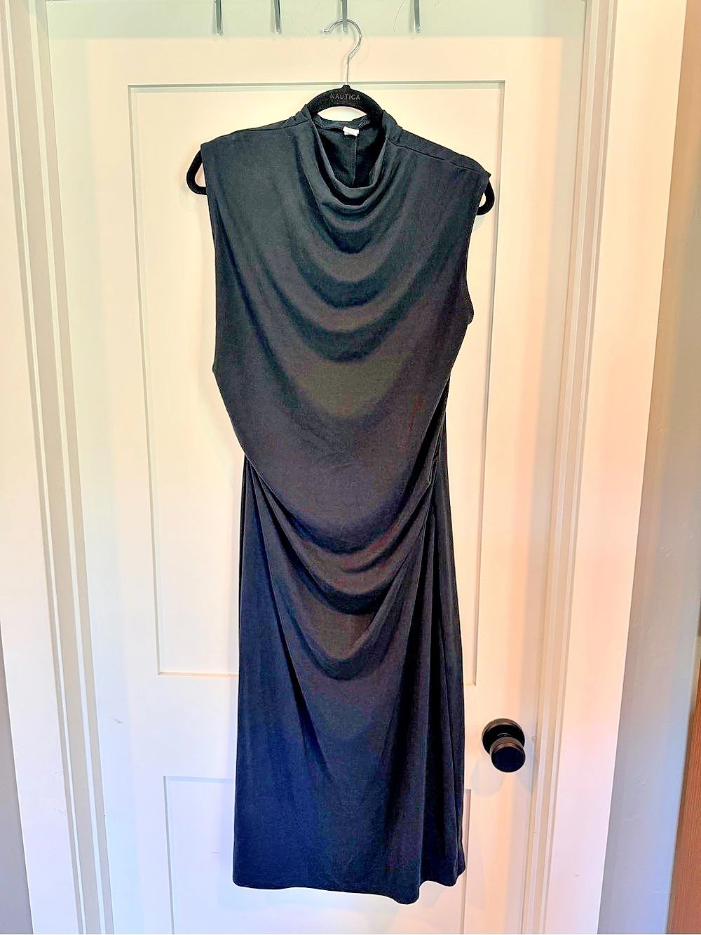 Women’s Old Navy Ruched Midi Dress Draped in Black Size Large